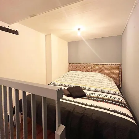 Antwerp Suites *